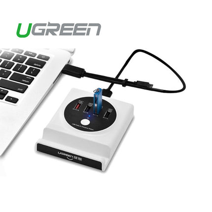 UGREEN Multifunction USB Charging Station with OTG USB Hub (20352).
