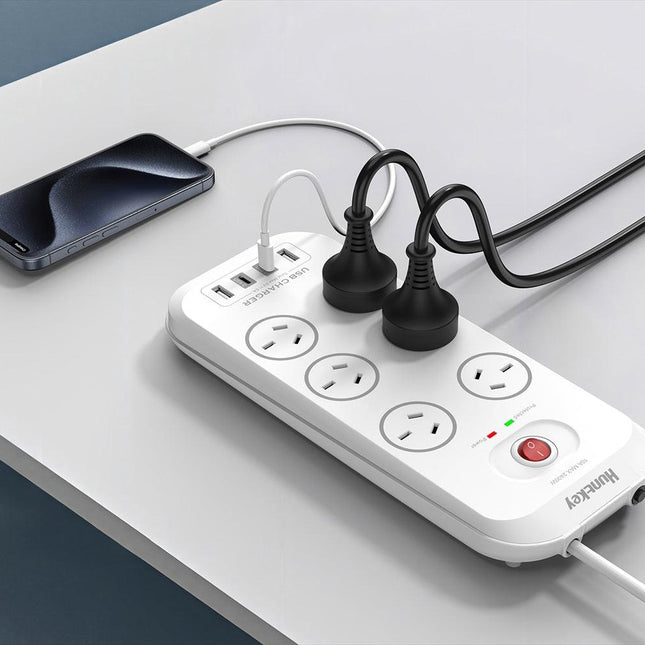 Huntkey SAC607C 6 Outlets Surge Protector Powerboard with 2x USB-A & 2x USB-C.