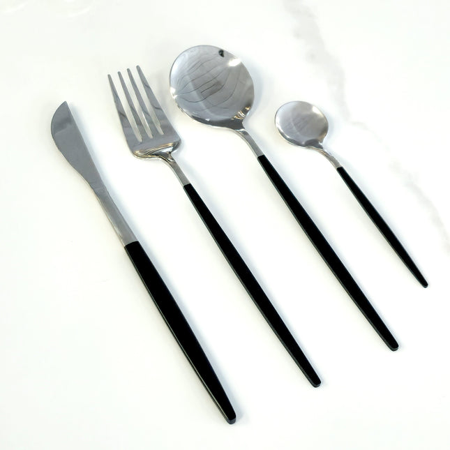 Deluxe Cutlery Set - Black & Silver.