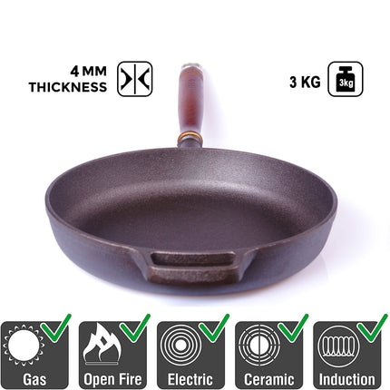 Pre-Seasoned 29cm Cast Iron Fry Pan Cookware Heat-Resistant Wooden Handle.