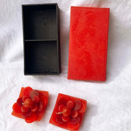 2 Red Lotus Floating Candles in Red Black Gift Box Set Birthday Xmas Valentine Mothers Day Gift Present.