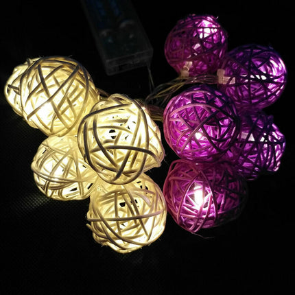 1 Set of Purple n White 5cm Rattan Cane 20 Ball Battery Powered 3m String Lights Christmas Gift Home Wedding Party Bedroom Decoration Table Centrepiece.