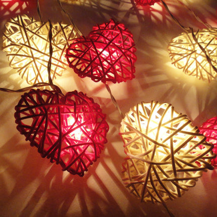 50 Red and White 3D Hollowed Rattan Heart-Shaped 5M LONG String Fairy Lights, Battery (AA) Indoor & Outdoor Decorations Wedding Valentines Romantic Room Table Lighting.