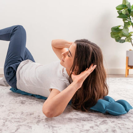 HALO Spine Stretcher.