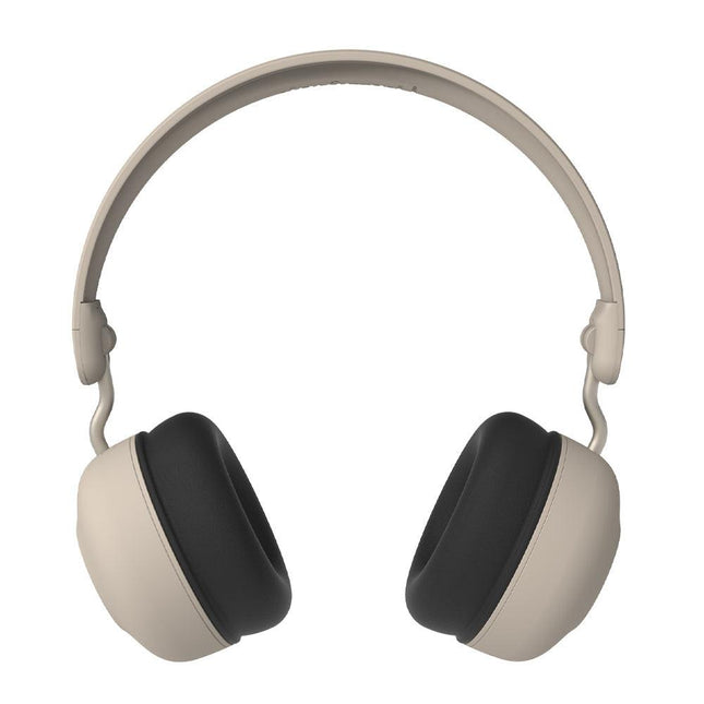 Electronics > Headphones and Earphones > Over Ear Headphones.