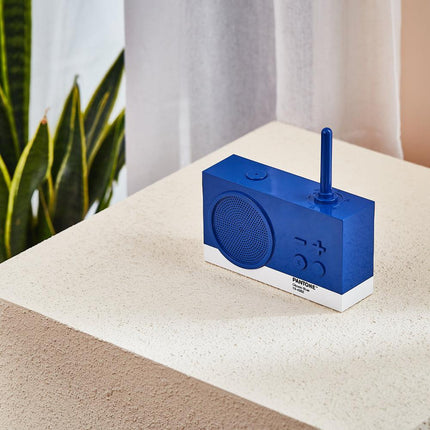 Lexon Thykho 3 Fm Radio & Bluetooth Speaker PANTONE - Classic Blue.