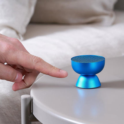 Lexon Tamo Infinitely Pairable Bluetooth Speaker - Blue.