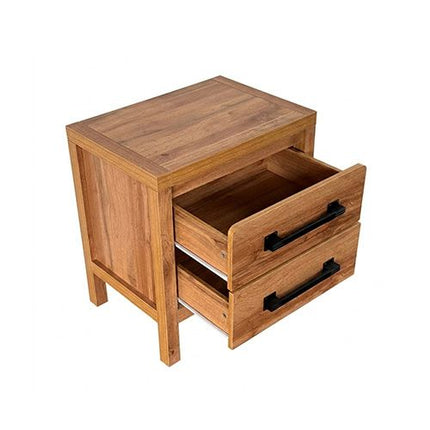 Queen Bedroom Suite – 4 Piece Set with Dresser in Oak Finish