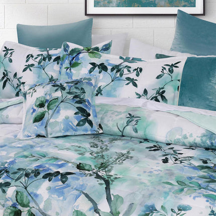 Bianca Woodbury White Botanical Printed Bedspread Set Double.