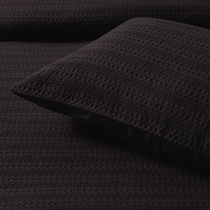Bianca Kahlani Chocolate Waffle Quilt Cover Set Single.