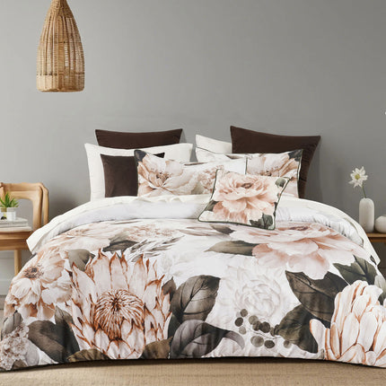 Bianca Somerset White Cotton Sateen Floral Quilt Cover Set Double.