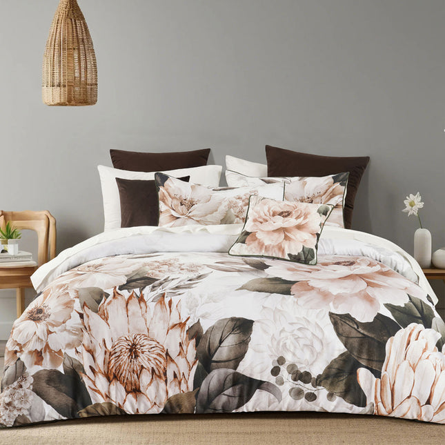 Bianca Somerset White Cotton Sateen Floral Quilt Cover Set Queen.