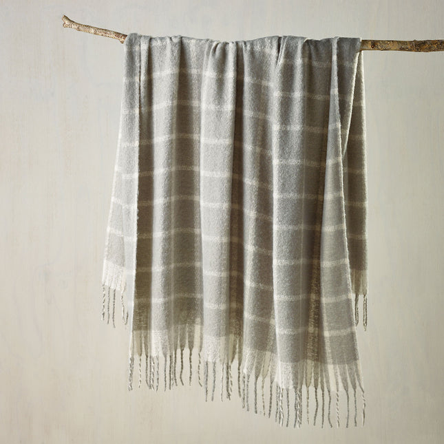 Bianca Maldon Faux Mohair Large Throw Rug 150 x 220 cm Silver.