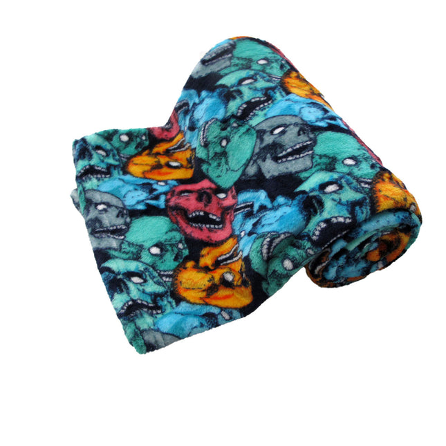 190GSM Boys Cool Ultra Soft Coral Fleece Throw 127 x 152cm Screaming Skulls.