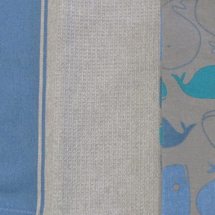 Home Oasis Set of 3 Printed Cotton Rich Tea Towels 50 x 70 cm Whale Grey.