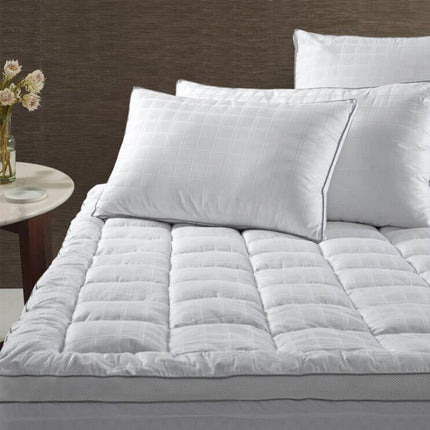 Accessorize Deluxe Hotel Mattress Topper King.