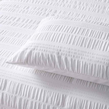 Accessorize Seersucker White Quilt Cover Set Queen.