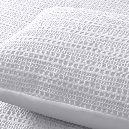 Accessorize Soho Waffle White Quilt Cover Set Queen.