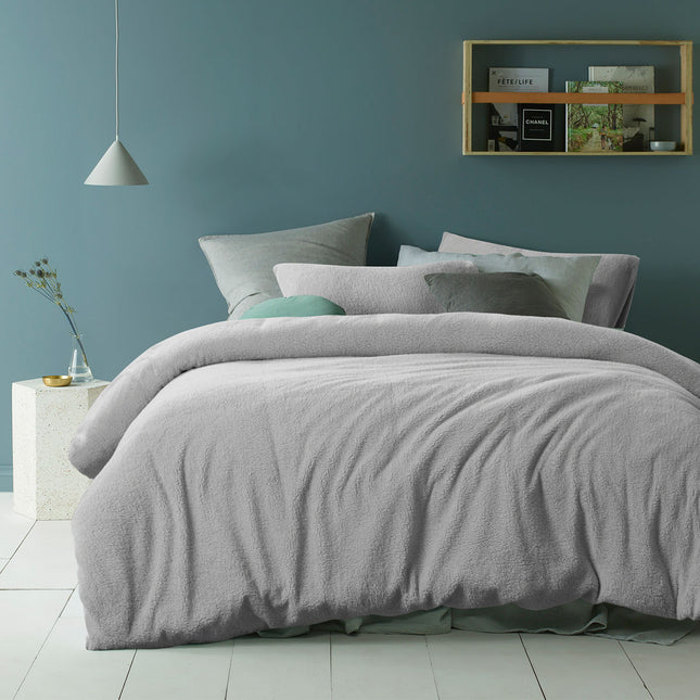 Accessorize Teddy Grey Quilt Cover Set King.