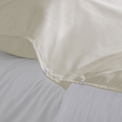 Accessorize Self Tanning Polyester Cotton Sheet Protector 145cm x 220cm Silver.