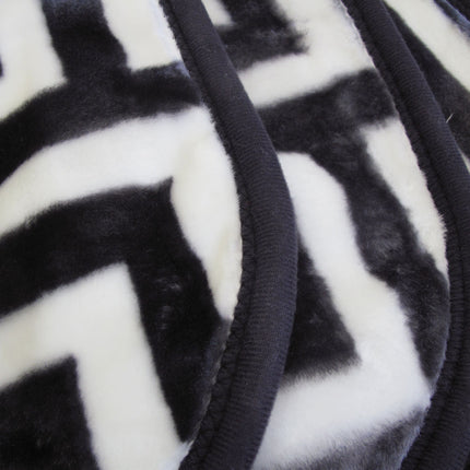 Bloomington 800GSM Greek Key Charcoal Winter Premium Quality 1 Ply Mink Blanket Queen.