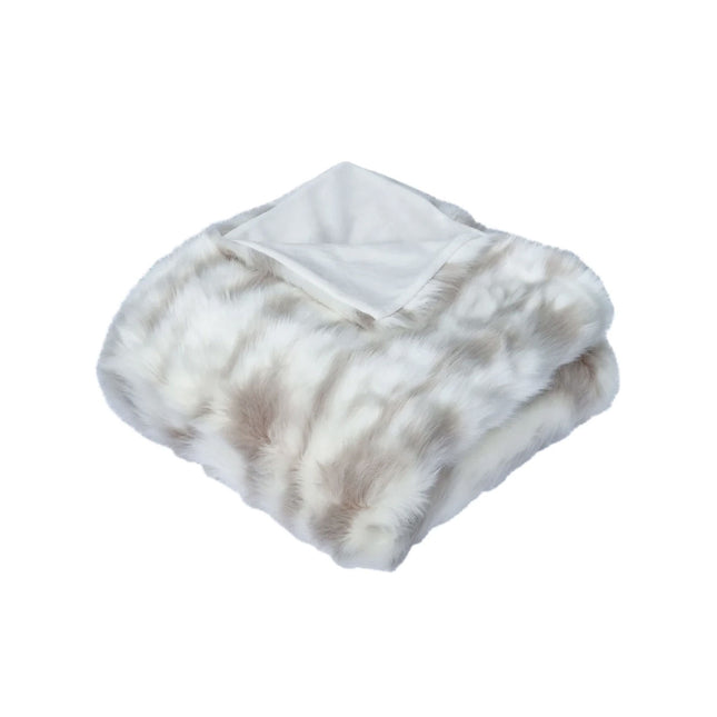 J Elliot Home Lynx Wild Cat Faux Fur Throw Rug 130 x 160cm.