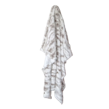 J Elliot Home Lynx Wild Cat Faux Fur Throw Rug 130 x 160cm.