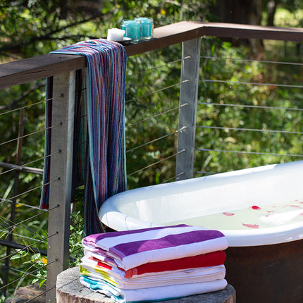 J.Elliot Home Set of 4 Random Pick Colours Utility Towels.