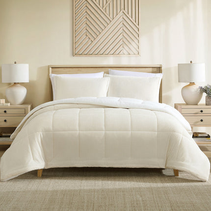 Ardor Avalon Cream 3 Pcs Velvet Comforter Set with Sherpa Reverse Queen/King.