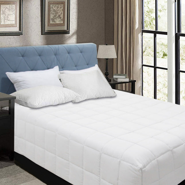 Shangri La Bamboo Blend Microfiber Box End Quilt White Queen.