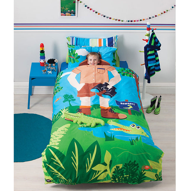 Cubby House Reversible Croc Hunter Quilt Cover Set Single.
