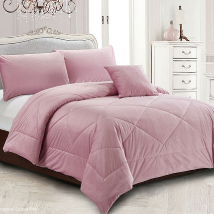 Georges Fine Linens Carrington Quilt / Comforter Set Pink Queen.
