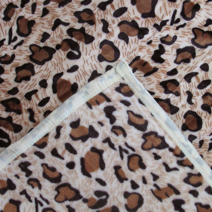 Animal Pattern Soft Flannel Plush Queen Size Blanket 220 x 240cm Leopard.