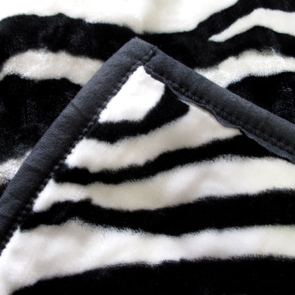 750gsm 3.5kg Double Layer Animal Print Faux Mink Blanket Queen 200x240 cm Wild Zebra.