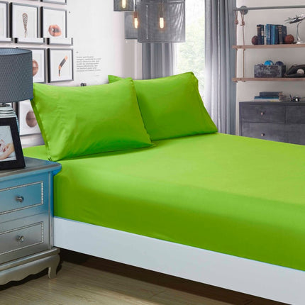 1000TC Ultra Soft Fitted Sheet & 2 Pillowcases Set - Queen Size Bed - Green.
