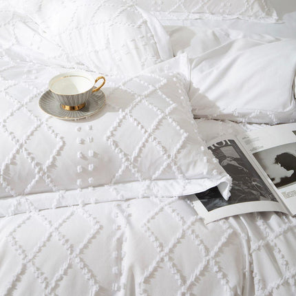 Tufted Boho Embroidery Quilt/Doona/Duvet Cover Set - White - Super King Size.