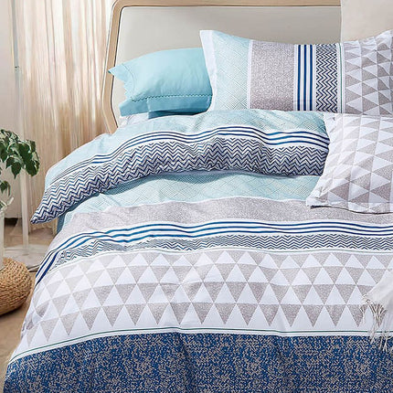 Danya Double Size Quilt/Duvet Cover Set.