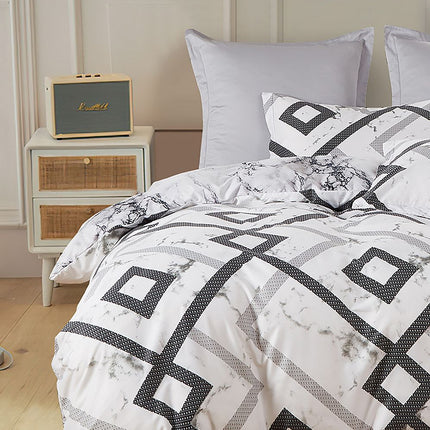 Ashwin King Size Quilt/Duvet Cover Set.
