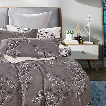 Iyanu King Size Quilt/Duvet Cover Set.