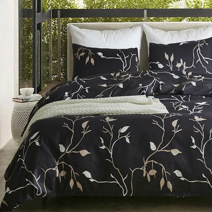Dakota Queen Size Quilt/Duvet Cover Set.