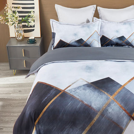 Dakuta Quilt Cover Set - Super King Size.