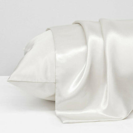 2 Pack Satin Pillowcases Luxury Soft Cushion Covers Bedroom Home Decor - Light Orange.