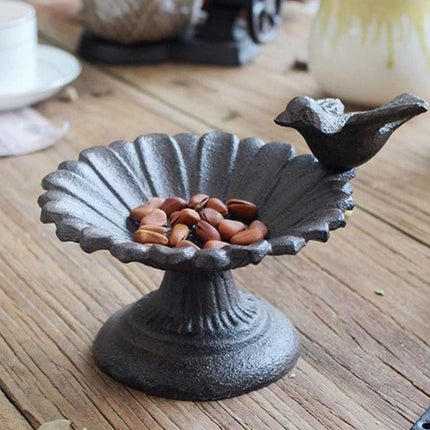 Retro Petal Shaped Bird Feeder Hanging Decorative Outdoor Garden Bird Feeding.