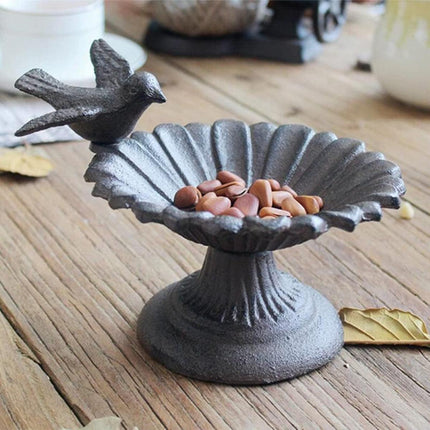 Retro Petal Shaped Bird Feeder Hanging Decorative Outdoor Garden Bird Feeding.