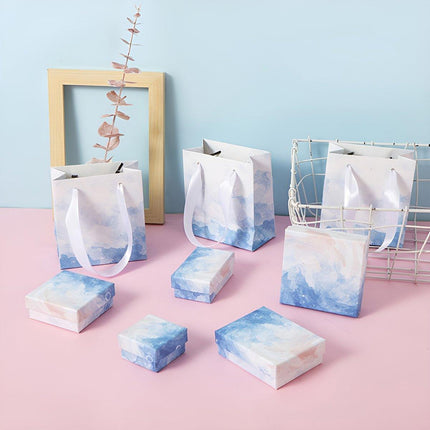 Gift & Novelty > Novelty > Jewellery Making Kits.