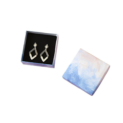 Gift & Novelty > Novelty > Jewellery Making Kits.