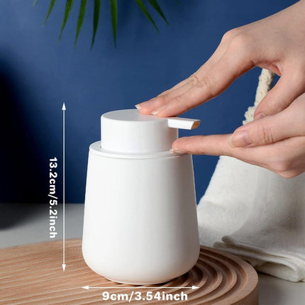 400ML Ceramic Stoneware Soap Dispenser Modern Design Lotion Pump Manual Bathroom - Black.