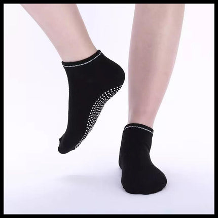3 Pairs Ladies Women Sports Cotton Rich Pilates Yoga Non-Slip Grip Socks - Grey.