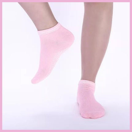 3 Pairs Ladies Women Sports Cotton Rich Pilates Yoga Non-Slip Grip Socks - Grey.