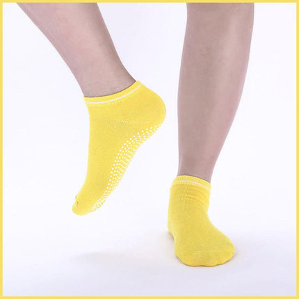 3 Pairs Ladies Women Sports Cotton Rich Pilates Yoga Non-Slip Grip Socks - Grey.